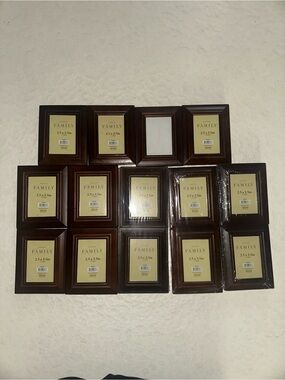 Lot Of 14 Brand New Hometrends Photo Frames 2.5 X 3.5 Inches Brand New